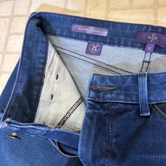 NYDJ Size 8 Jeans/Leggings - Picture 5 of 14